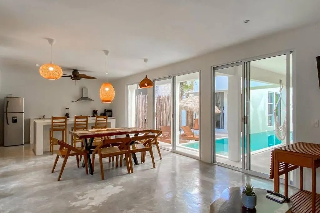 Villa Kuxtah, Beautiful Bungalow With Private Pool Τουλούμ