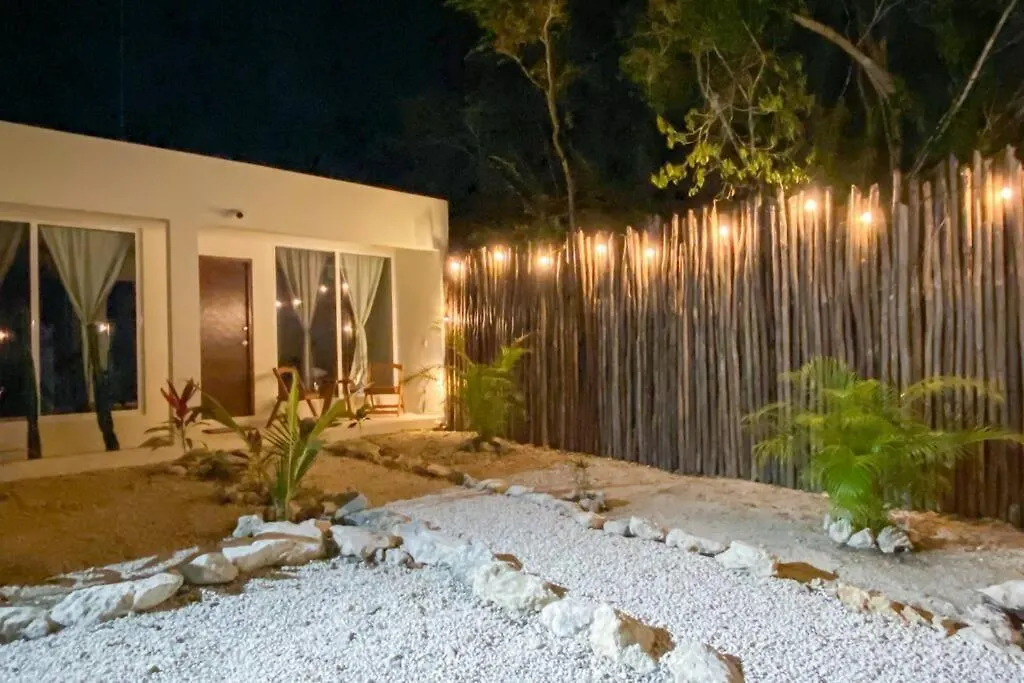 Villa Kuxtah, Beautiful Bungalow With Private Pool Τουλούμ 0*,