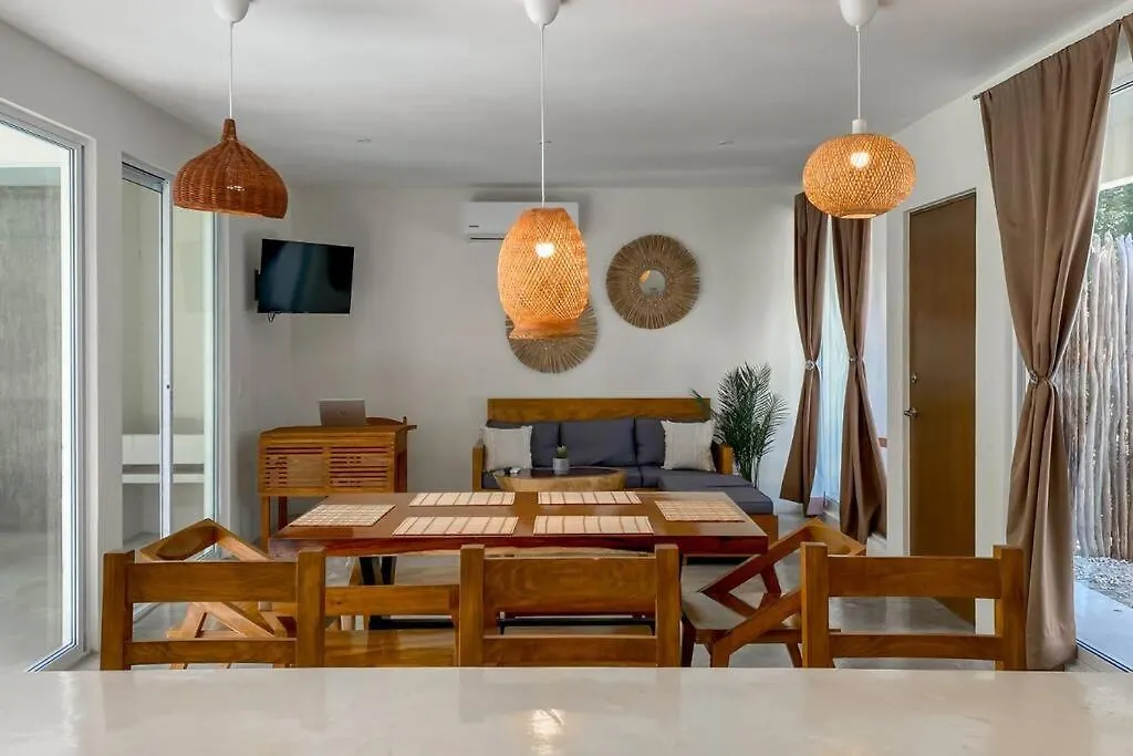 Villa Kuxtah, Beautiful Bungalow With Private Pool Τουλούμ